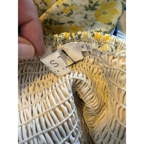 ASTR Womens Floral Smocked Top Medium Yellow Puff Sleeve Cropped Boning NWT - Picture 9 of 12